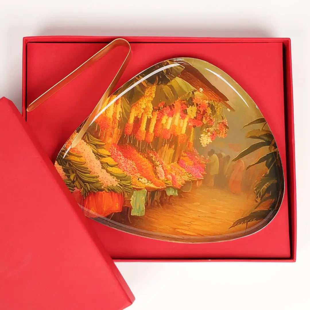 Brass Finish Decorative Tray with Tong– Handcrafted Floral Market Design for Serving & Home Décor The confetti tree