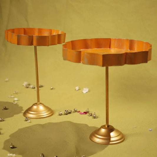 Handcrafted Flower Urli Stand The confetti tree