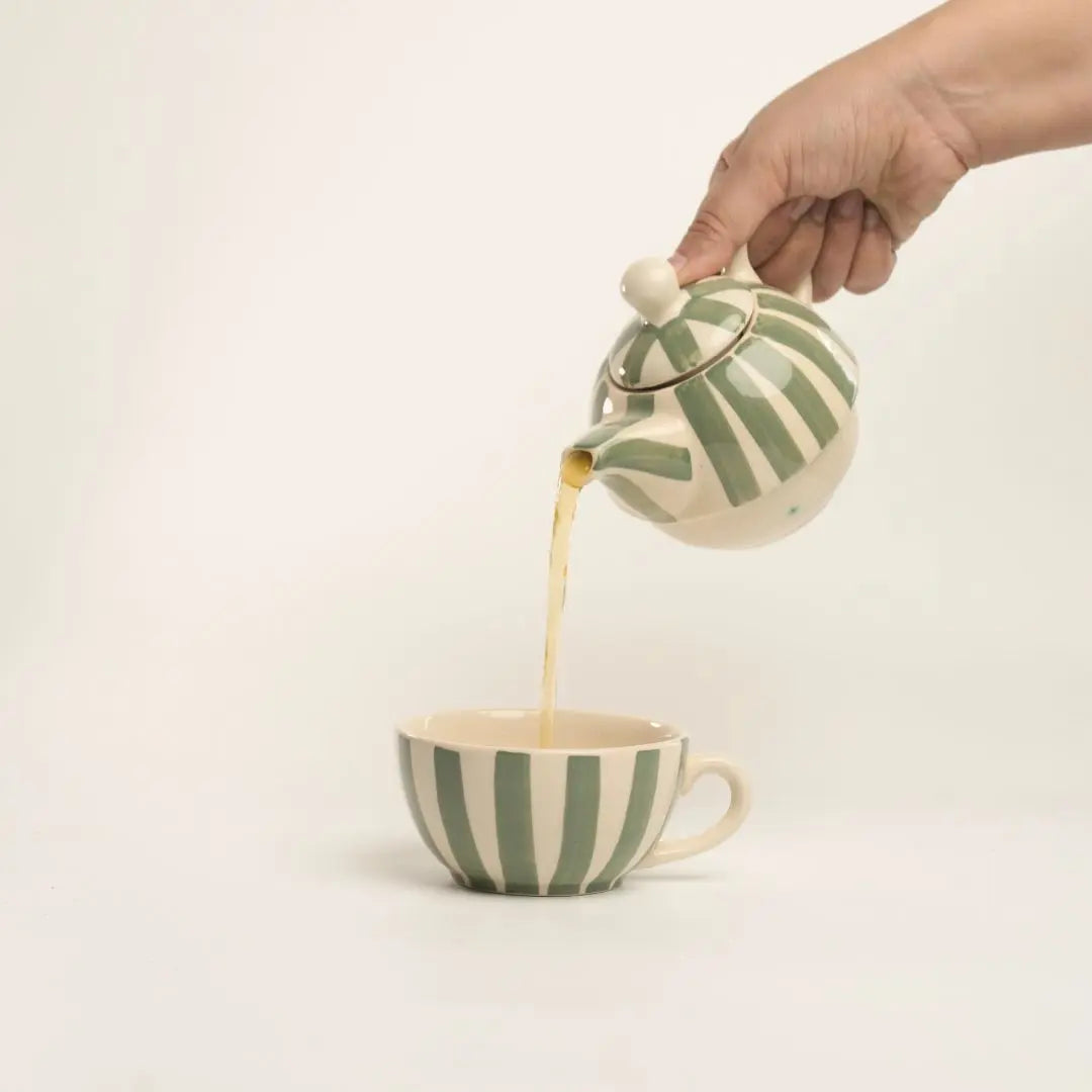 Kettle and cup set | Green The confetti tree