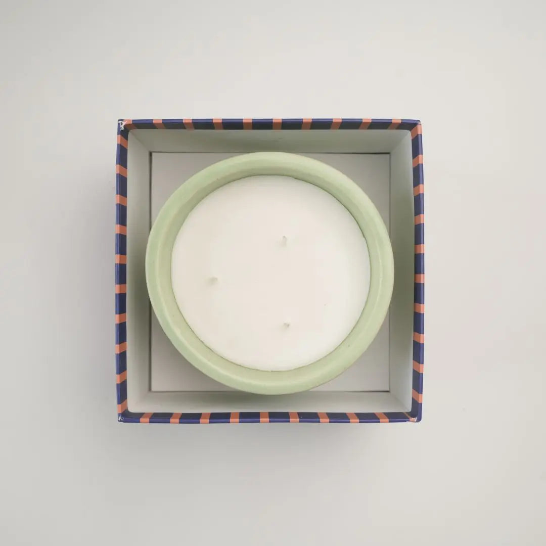 Stoneware Candle | 350g The confetti tree