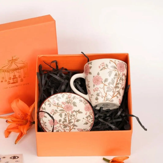 The Floral Gift box The confetti tree