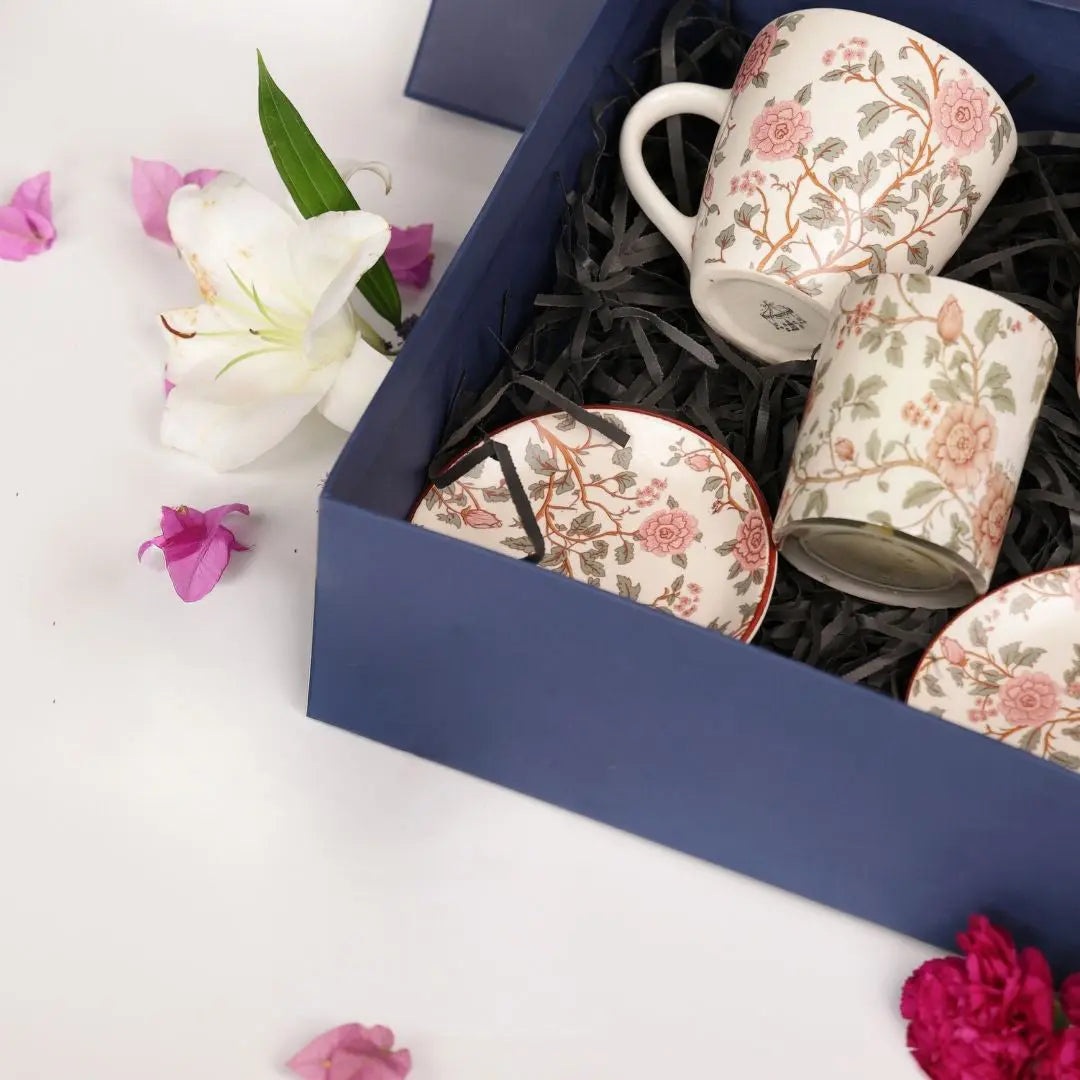 The Vintage Bloom Gift Box The confetti tree