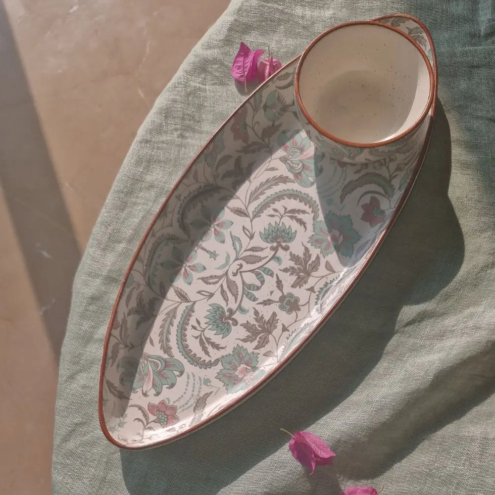 Decoupage Oval Platter | 14 Inches The confetti tree