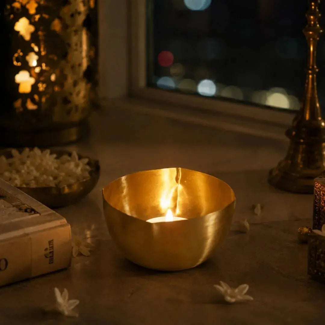 Limited Edition Brass Charmukh Diya Set | Handcrafted Four-Wick Brass Oil Lamps | Luxury Puja Diya | Pre-Order The confetti tree