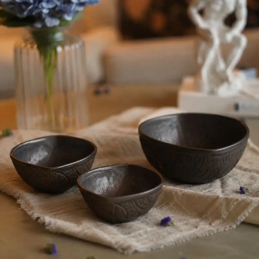 Midnight Black Bowls | Set of 3 The confetti Tree