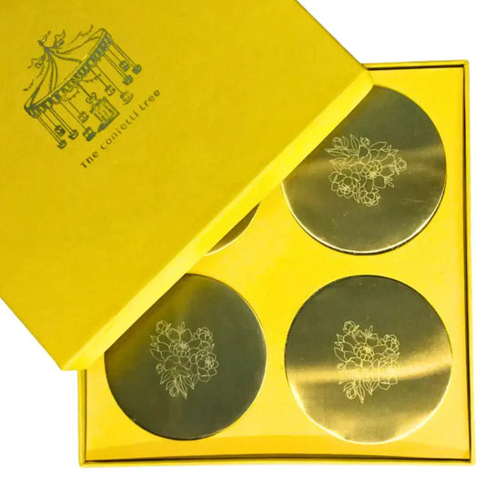 Luxury Brass Coaster Set of 4 with Floral Engraving – Elegant Tableware Gift Box The confetti tree