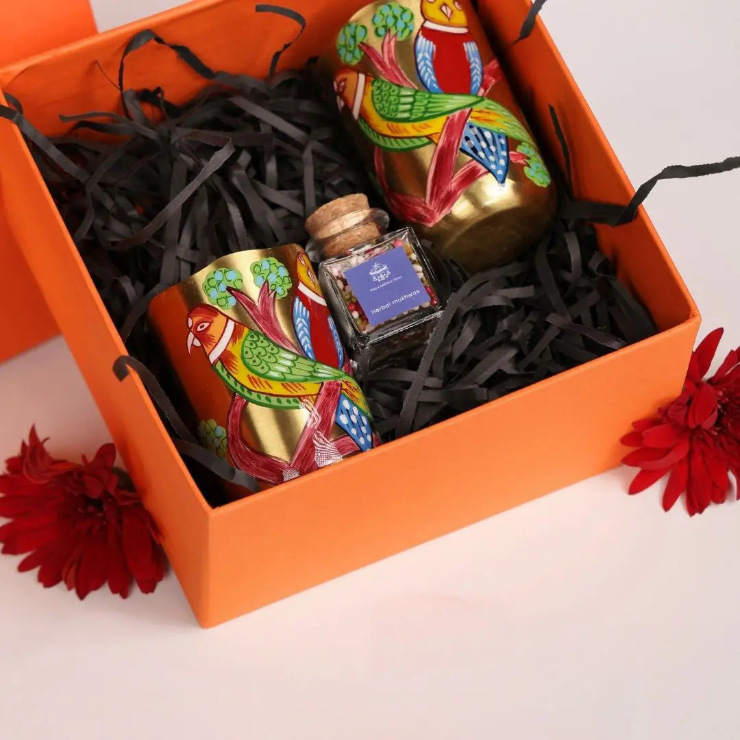 The Avian Elegance Gift Box The confetti tree